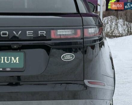 Черный Ленд Ровер Рендж Ровер Велар, объемом двигателя 2 л и пробегом 56 тыс. км за 37900 $, фото 23 на Automoto.ua
