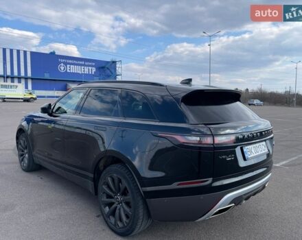 Чорний Ленд Ровер Рендж Ровер Велар, об'ємом двигуна 2.99 л та пробігом 100 тис. км за 39999 $, фото 7 на Automoto.ua