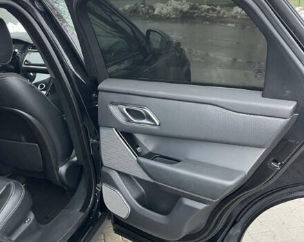 Чорний Ленд Ровер Рендж Ровер Велар, об'ємом двигуна 2 л та пробігом 170 тис. км за 30200 $, фото 15 на Automoto.ua