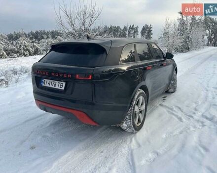Черный Ленд Ровер Рендж Ровер Велар, объемом двигателя 2 л и пробегом 103 тыс. км за 32000 $, фото 3 на Automoto.ua