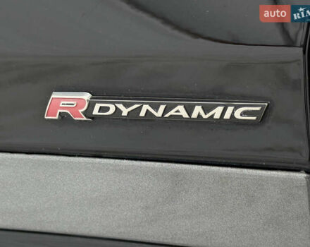 Черный Ленд Ровер Рендж Ровер Велар, объемом двигателя 2 л и пробегом 56 тыс. км за 37900 $, фото 5 на Automoto.ua