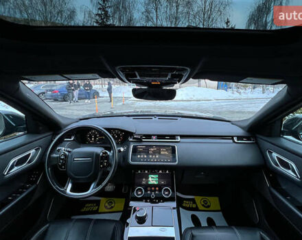 Черный Ленд Ровер Рендж Ровер Велар, объемом двигателя 3 л и пробегом 102 тыс. км за 39990 $, фото 9 на Automoto.ua