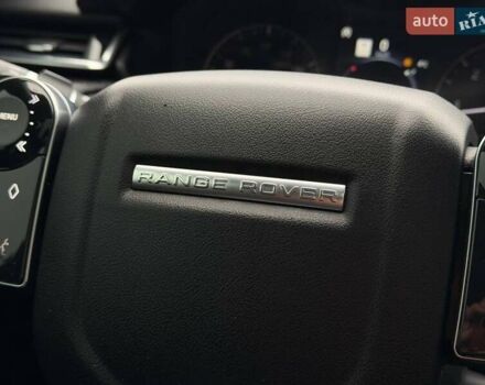 Чорний Ленд Ровер Рендж Ровер Велар, об'ємом двигуна 2 л та пробігом 95 тис. км за 40000 $, фото 63 на Automoto.ua