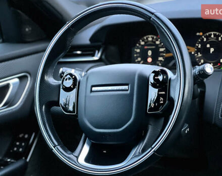 Черный Ленд Ровер Рендж Ровер Велар, объемом двигателя 3 л и пробегом 102 тыс. км за 39990 $, фото 19 на Automoto.ua