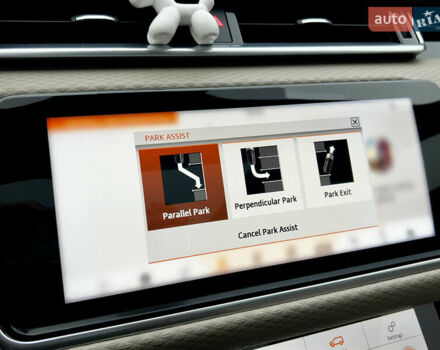 Чорний Ленд Ровер Рендж Ровер Велар, об'ємом двигуна 2 л та пробігом 58 тис. км за 35800 $, фото 26 на Automoto.ua