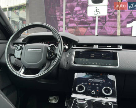 Черный Ленд Ровер Рендж Ровер Велар, объемом двигателя 2 л и пробегом 56 тыс. км за 37900 $, фото 46 на Automoto.ua