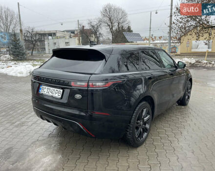Чорний Ленд Ровер Рендж Ровер Велар, об'ємом двигуна 2 л та пробігом 170 тис. км за 30200 $, фото 6 на Automoto.ua