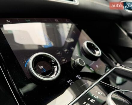 Чорний Ленд Ровер Рендж Ровер Велар, об'ємом двигуна 2 л та пробігом 107 тис. км за 35500 $, фото 31 на Automoto.ua