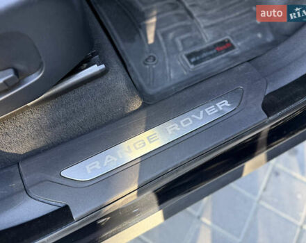Чорний Ленд Ровер Рендж Ровер Велар, об'ємом двигуна 2 л та пробігом 105 тис. км за 32000 $, фото 62 на Automoto.ua