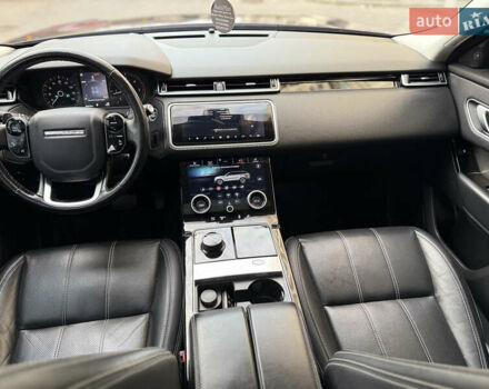 Черный Ленд Ровер Рендж Ровер Велар, объемом двигателя 2 л и пробегом 90 тыс. км за 39999 $, фото 68 на Automoto.ua
