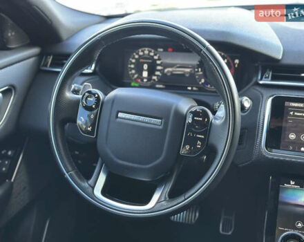 Чорний Ленд Ровер Рендж Ровер Велар, об'ємом двигуна 2 л та пробігом 83 тис. км за 32900 $, фото 28 на Automoto.ua