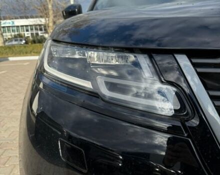 Чорний Ленд Ровер Рендж Ровер Велар, об'ємом двигуна 2 л та пробігом 105 тис. км за 36500 $, фото 7 на Automoto.ua