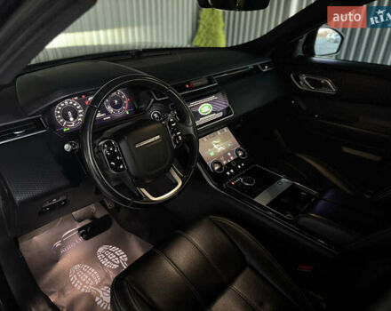 Черный Ленд Ровер Рендж Ровер Велар, объемом двигателя 2 л и пробегом 112 тыс. км за 39999 $, фото 21 на Automoto.ua