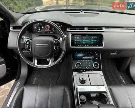 Черный Ленд Ровер Рендж Ровер Велар, объемом двигателя 2 л и пробегом 60 тыс. км за 39500 $, фото 61 на Automoto.ua