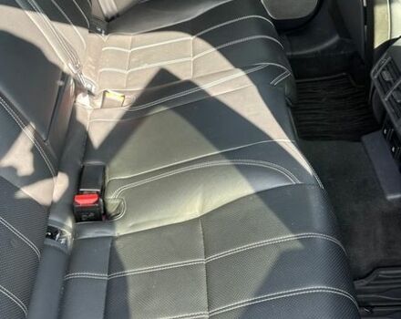 Чорний Ленд Ровер Рендж Ровер Велар, об'ємом двигуна 3 л та пробігом 76 тис. км за 33500 $, фото 20 на Automoto.ua