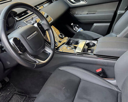 Чорний Ленд Ровер Рендж Ровер Велар, об'ємом двигуна 2.99 л та пробігом 68 тис. км за 49000 $, фото 7 на Automoto.ua