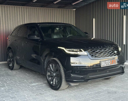 Черный Ленд Ровер Рендж Ровер Велар, объемом двигателя 2 л и пробегом 112 тыс. км за 39999 $, фото 2 на Automoto.ua