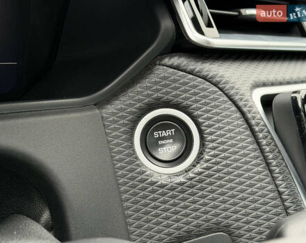 Чорний Ленд Ровер Рендж Ровер Велар, об'ємом двигуна 2.99 л та пробігом 74 тис. км за 49000 $, фото 43 на Automoto.ua