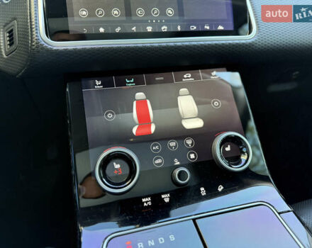 Чорний Ленд Ровер Рендж Ровер Велар, об'ємом двигуна 2 л та пробігом 105 тис. км за 33500 $, фото 43 на Automoto.ua