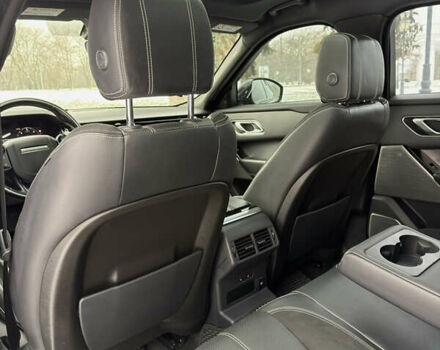 Чорний Ленд Ровер Рендж Ровер Велар, об'ємом двигуна 2.99 л та пробігом 74 тис. км за 49000 $, фото 62 на Automoto.ua