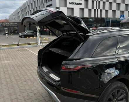 Чорний Ленд Ровер Рендж Ровер Велар, об'ємом двигуна 2 л та пробігом 105 тис. км за 36500 $, фото 4 на Automoto.ua