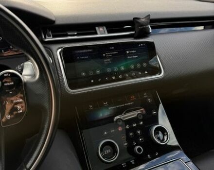 Чорний Ленд Ровер Рендж Ровер Велар, об'ємом двигуна 2 л та пробігом 105 тис. км за 36500 $, фото 10 на Automoto.ua