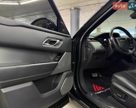 Чорний Ленд Ровер Рендж Ровер Велар, об'ємом двигуна 2.99 л та пробігом 74 тис. км за 49000 $, фото 18 на Automoto.ua