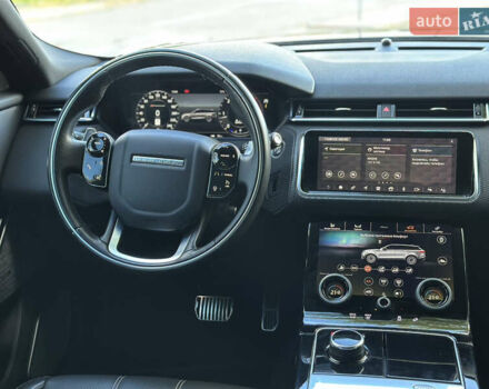 Чорний Ленд Ровер Рендж Ровер Велар, об'ємом двигуна 2 л та пробігом 83 тис. км за 32900 $, фото 25 на Automoto.ua