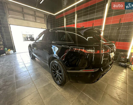 Черный Ленд Ровер Рендж Ровер Велар, объемом двигателя 2 л и пробегом 99 тыс. км за 36999 $, фото 9 на Automoto.ua