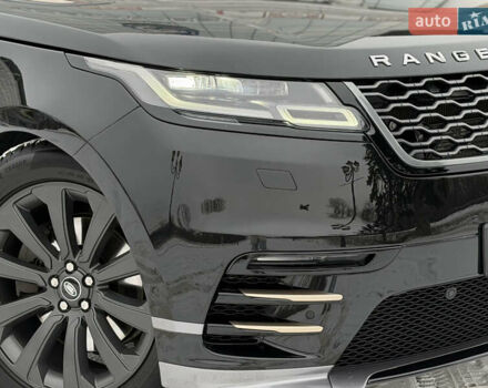 Чорний Ленд Ровер Рендж Ровер Велар, об'ємом двигуна 2.99 л та пробігом 74 тис. км за 49000 $, фото 4 на Automoto.ua