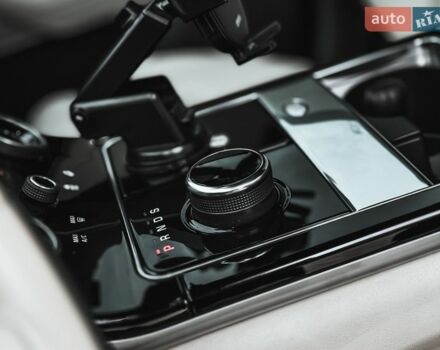 Черный Ленд Ровер Рендж Ровер Велар, объемом двигателя 2 л и пробегом 136 тыс. км за 53000 $, фото 21 на Automoto.ua