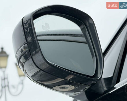 Чорний Ленд Ровер Рендж Ровер Велар, об'ємом двигуна 2.99 л та пробігом 74 тис. км за 49000 $, фото 30 на Automoto.ua