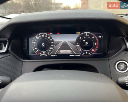 Чорний Ленд Ровер Рендж Ровер Велар, об'ємом двигуна 2.99 л та пробігом 68 тис. км за 49000 $, фото 11 на Automoto.ua