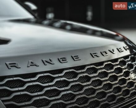 Черный Ленд Ровер Рендж Ровер Велар, объемом двигателя 2 л и пробегом 136 тыс. км за 53000 $, фото 9 на Automoto.ua
