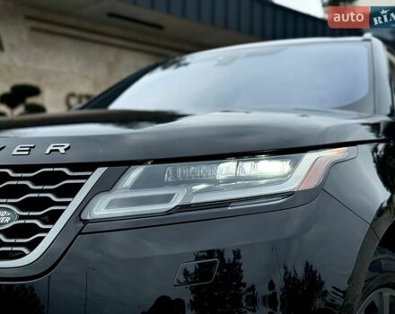 Черный Ленд Ровер Рендж Ровер Велар, объемом двигателя 2 л и пробегом 60 тыс. км за 39500 $, фото 5 на Automoto.ua