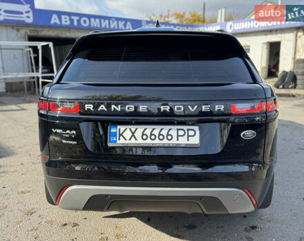 Черный Ленд Ровер Рендж Ровер Велар, объемом двигателя 2 л и пробегом 103 тыс. км за 34900 $, фото 2 на Automoto.ua