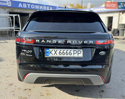 Чорний Ленд Ровер Рендж Ровер Велар, об'ємом двигуна 2 л та пробігом 100 тис. км за 35999 $, фото 6 на Automoto.ua