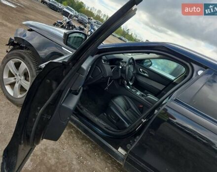 Чорний Ленд Ровер Рендж Ровер Велар, об'ємом двигуна 2 л та пробігом 170 тис. км за 23000 $, фото 2 на Automoto.ua