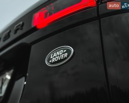 Черный Ленд Ровер Рендж Ровер Велар, объемом двигателя 2 л и пробегом 136 тыс. км за 53000 $, фото 17 на Automoto.ua