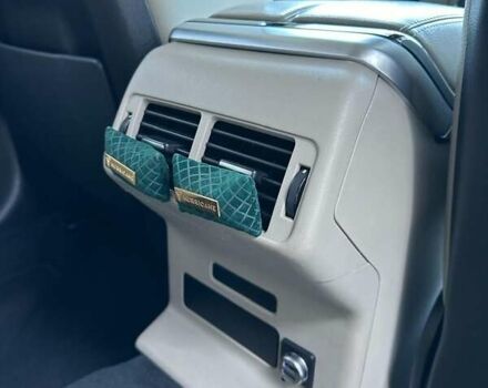 Черный Ленд Ровер Рендж Ровер Велар, объемом двигателя 2 л и пробегом 88 тыс. км за 44900 $, фото 32 на Automoto.ua