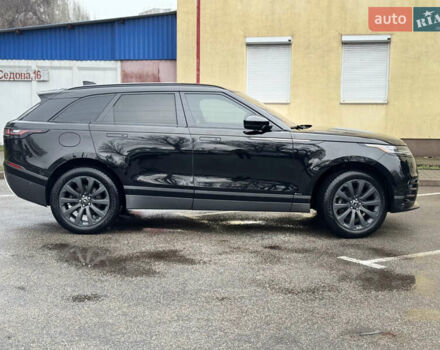 Черный Ленд Ровер Рендж Ровер Велар, объемом двигателя 2 л и пробегом 113 тыс. км за 38999 $, фото 3 на Automoto.ua