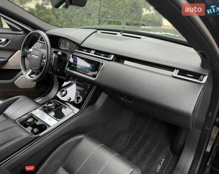 Черный Ленд Ровер Рендж Ровер Велар, объемом двигателя 2 л и пробегом 60 тыс. км за 39500 $, фото 71 на Automoto.ua