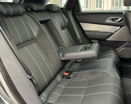 Чорний Ленд Ровер Рендж Ровер Велар, об'ємом двигуна 2.99 л та пробігом 74 тис. км за 49000 $, фото 58 на Automoto.ua