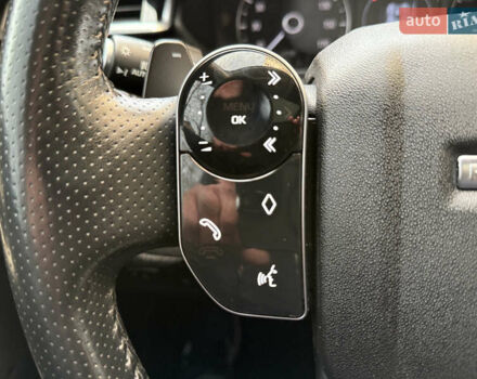 Черный Ленд Ровер Рендж Ровер Велар, объемом двигателя 2 л и пробегом 90 тыс. км за 39999 $, фото 32 на Automoto.ua