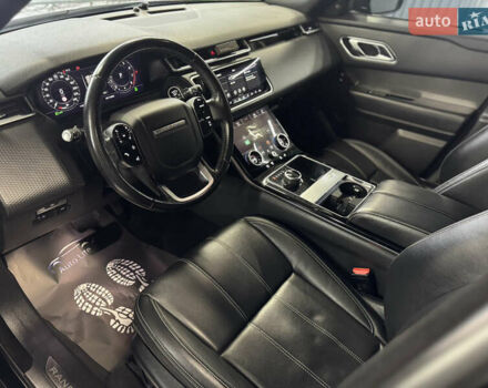 Черный Ленд Ровер Рендж Ровер Велар, объемом двигателя 2 л и пробегом 112 тыс. км за 39999 $, фото 18 на Automoto.ua