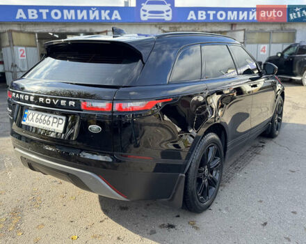 Чорний Ленд Ровер Рендж Ровер Велар, об'ємом двигуна 2 л та пробігом 100 тис. км за 35999 $, фото 4 на Automoto.ua