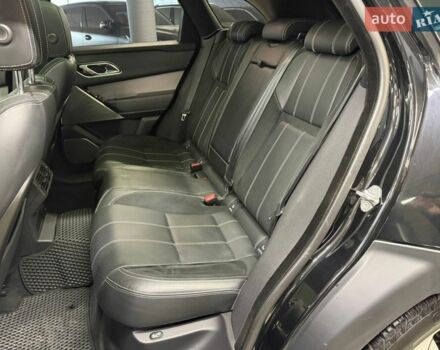 Чорний Ленд Ровер Рендж Ровер Велар, об'ємом двигуна 2.99 л та пробігом 74 тис. км за 49000 $, фото 23 на Automoto.ua