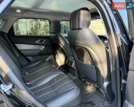 Чорний Ленд Ровер Рендж Ровер Велар, об'ємом двигуна 2 л та пробігом 105 тис. км за 33500 $, фото 59 на Automoto.ua