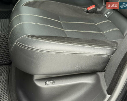 Чорний Ленд Ровер Рендж Ровер Велар, об'ємом двигуна 2.99 л та пробігом 74 тис. км за 49000 $, фото 65 на Automoto.ua