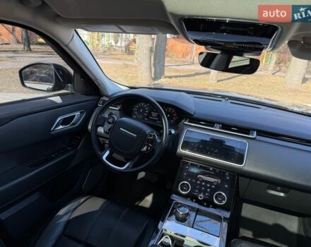 Чорний Ленд Ровер Рендж Ровер Велар, об'ємом двигуна 3 л та пробігом 175 тис. км за 29800 $, фото 30 на Automoto.ua